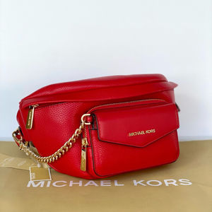 Michael Kors Maisie Large Pebbled Leather 2-in-1 Sling Pack